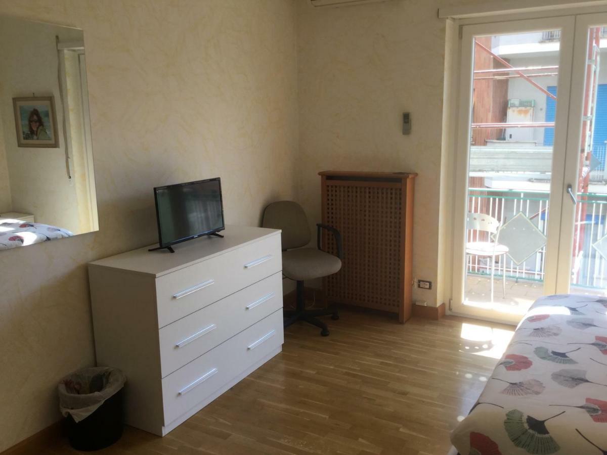 Applecat Hotel Рим Екстериор снимка